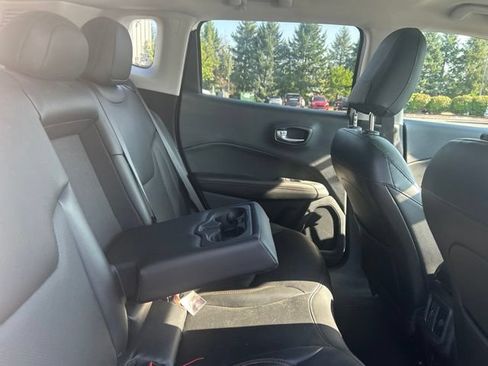 Certified 2020 Jeep Compass Limited AWD/4WD image 8