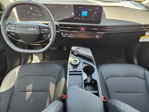 New 2025 Kia EV6 Light w/ Light LR Technology Package image 22