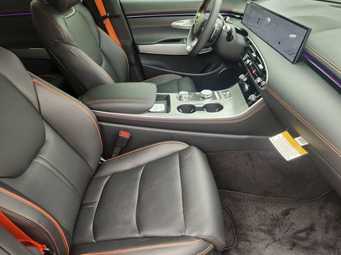 New 2026 Genesis GV70 2.5T Sport Prestige AWD/4WD image 11