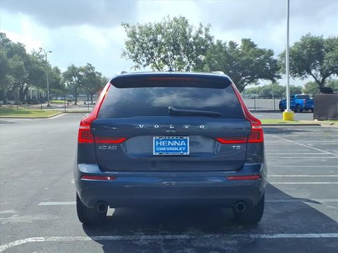 Used 2021 Volvo XC60 T5 Momentum w/ Protection Package Premier AWD/4WD image 6