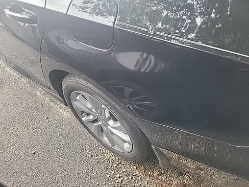 Used 2018 Honda Accord LX image 13