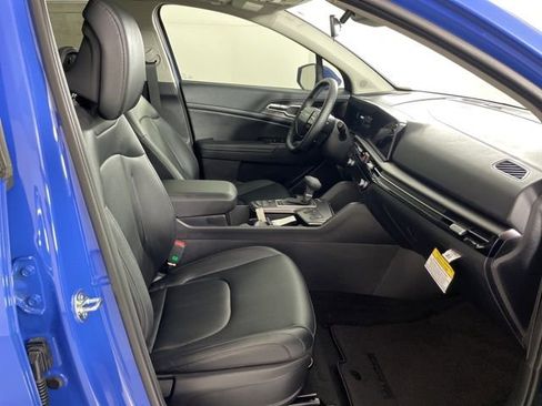 New 2026 Kia Sportage EX w/ EX Panorama Roof Package image 43