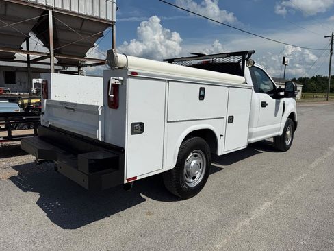 Used 2019 Ford F250 XL w/ Power Equipment Group RWD image 6