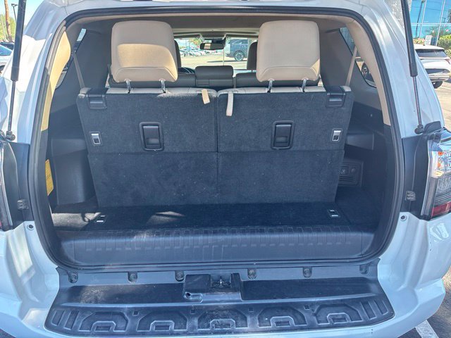 Used 2020 Toyota 4Runner SR5 Premium w/ Moonroof Package AWD/4WD image 8