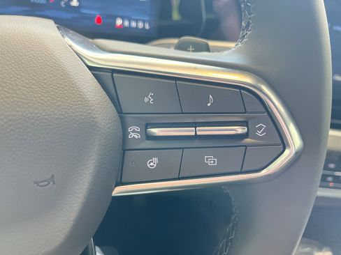 New 2026 Chevrolet Equinox LT w/ Convenience Package II FWD image 20