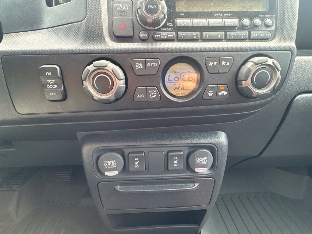Used 2014 Honda Ridgeline SE image 18