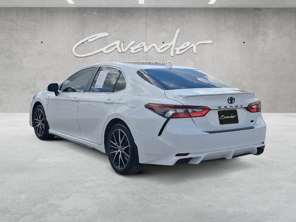 Used 2024 Toyota Camry LE FWD image 14