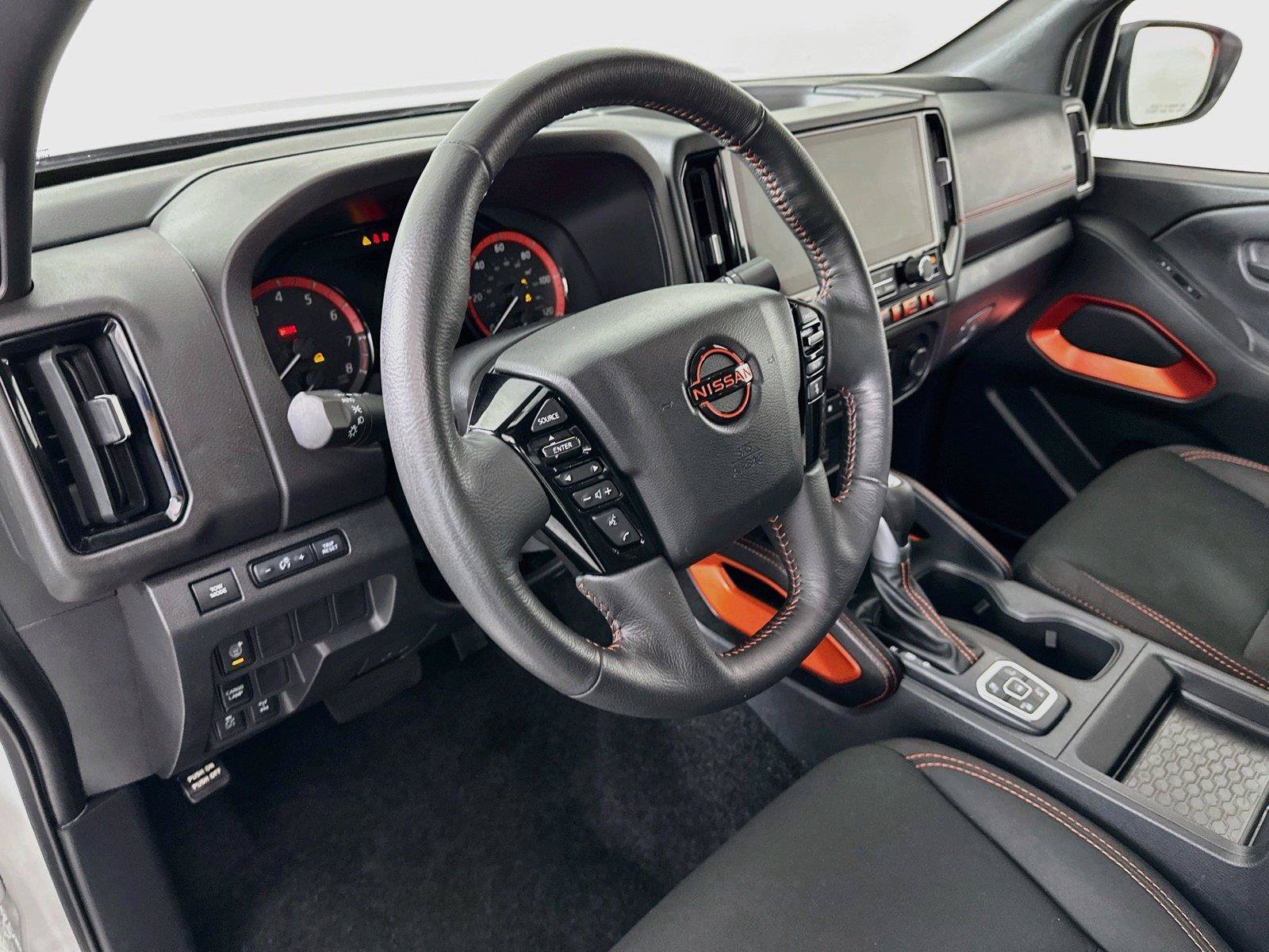Used 2026 Nissan Frontier PRO-4X AWD/4WD image 23