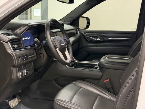 Certified 2023 GMC Yukon Denali image 34