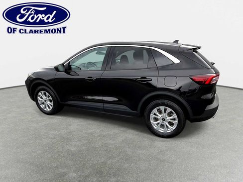 Used 2023 Ford Escape Active w/ Tech Pack #1 AWD/4WD image 5