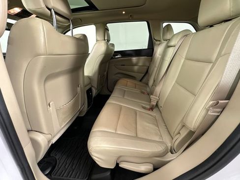 Used 2017 Jeep Grand Cherokee Limited w/ Luxury Group II AWD/4WD image 21