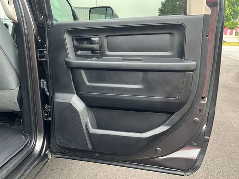 Used 2017 RAM 2500 Tradesman w/ Chrome Appearance Group AWD/4WD image 21