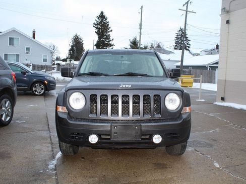 Used 2017 Jeep Patriot Sport w/ Power Value Group image 3