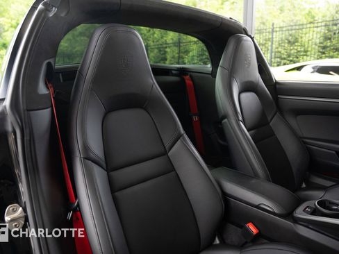 Used 2023 Porsche 911 Targa 4S AWD/4WD image 31
