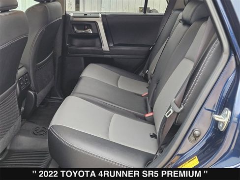 Used 2022 Toyota 4Runner SR5 Premium image 17