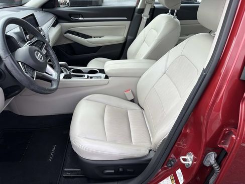 Used 2022 Nissan Altima 2.5 SL FWD image 22