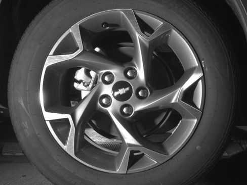 Used 2025 Chevrolet Trax LT w/ LT Convenience Package FWD image 15