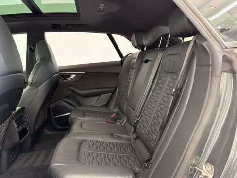 Used 2022 Audi RS Q8 AWD/4WD image 22