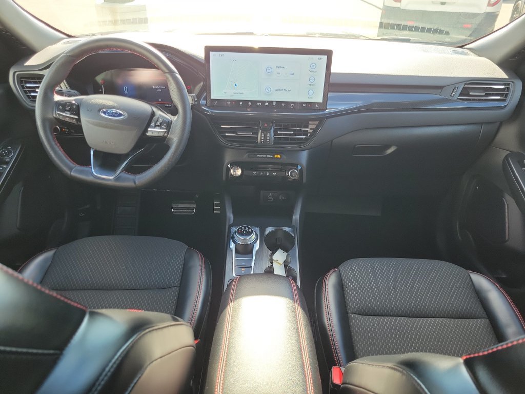Used 2024 Ford Escape ST-Line w/ Tech Pack #1 AWD/4WD image 13