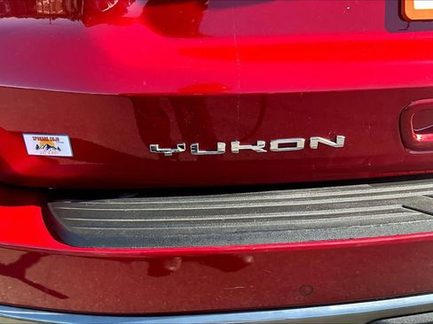Used 2022 GMC Yukon AT4 image 7