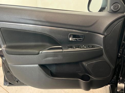 Used 2025 Mitsubishi Outlander Sport ES AWD/4WD image 14