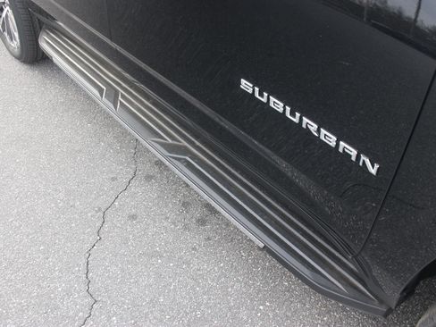 New 2026 Chevrolet Suburban High Country image 11