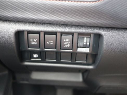 Used 2025 Subaru Forester Touring w/ Touring Package AWD/4WD image 22