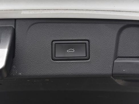 Used 2022 Volkswagen Atlas SEL Premium AWD/4WD image 27