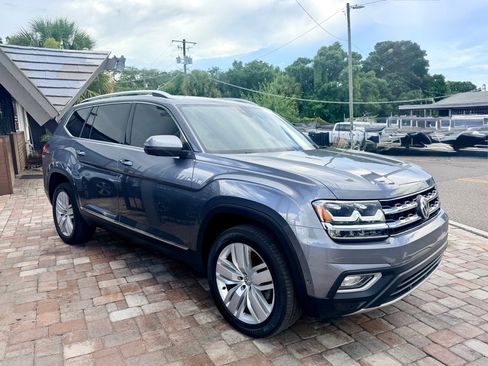 Used 2019 Volkswagen Atlas SEL Premium AWD/4WD image 2