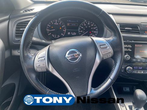 Used 2014 Nissan Altima 2.5 SV w/ Convenience Package FWD image 32