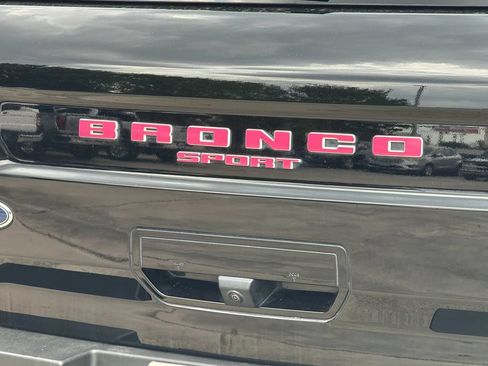Used 2023 Ford Bronco Sport Outer Banks w/ Tech Package AWD/4WD image 27