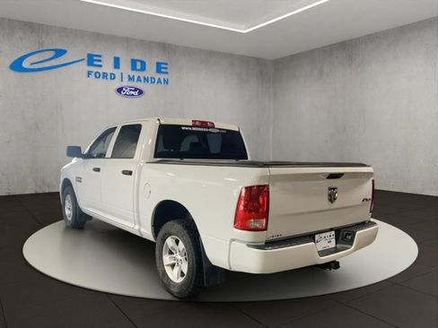 Used 2017 RAM 1500 Express AWD/4WD image 7