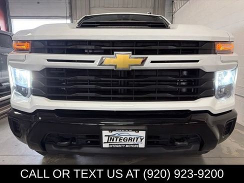 Used 2024 Chevrolet Silverado 2500 Custom w/ Custom Value Package AWD/4WD image 2