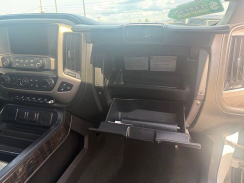 Used 2015 GMC Sierra 1500 Denali w/ Driver Alert Package image 28