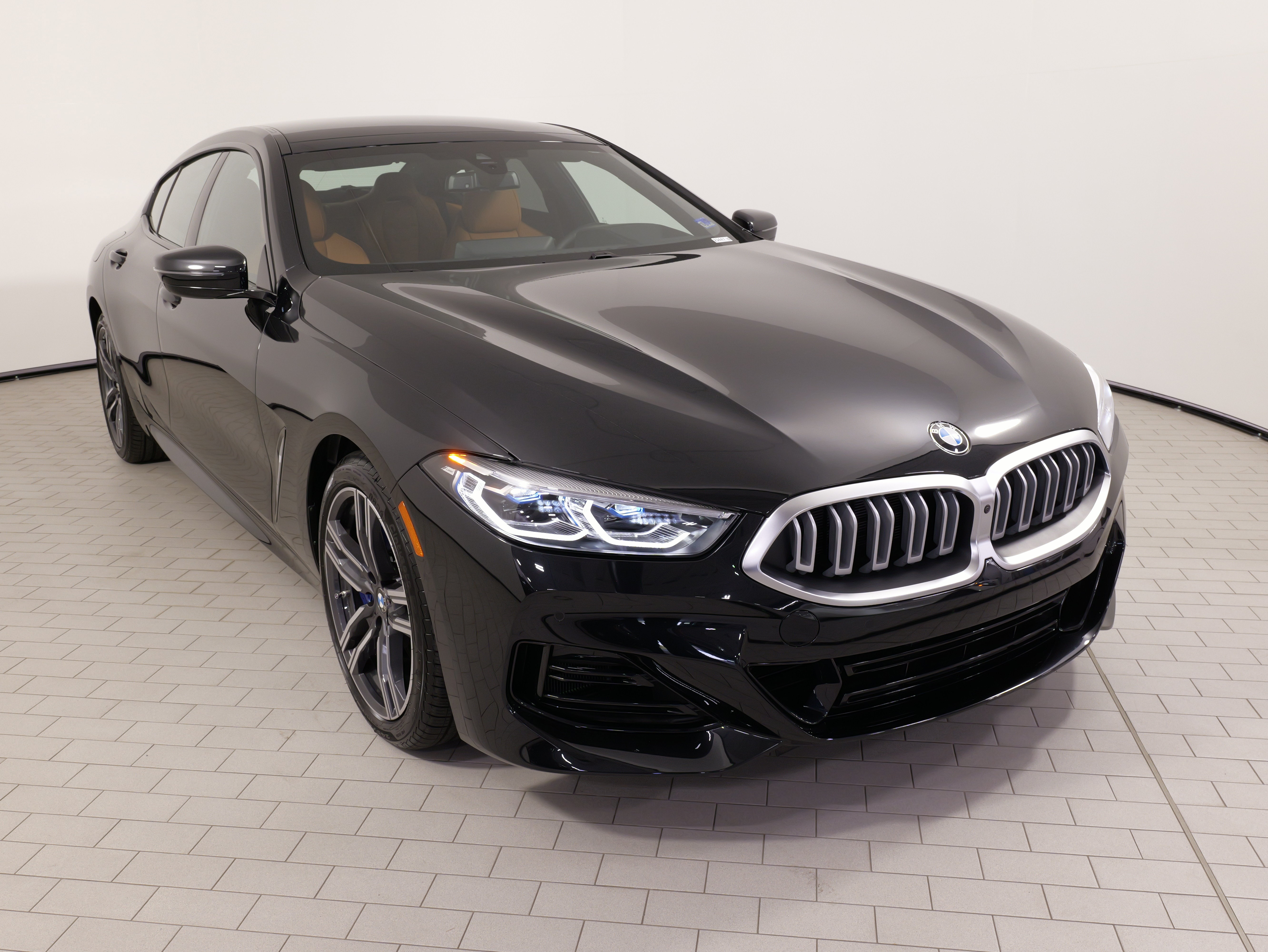 Used 2024 BMW 840i xDrive w/ Driving Assistance Package AWD/4WD image 5