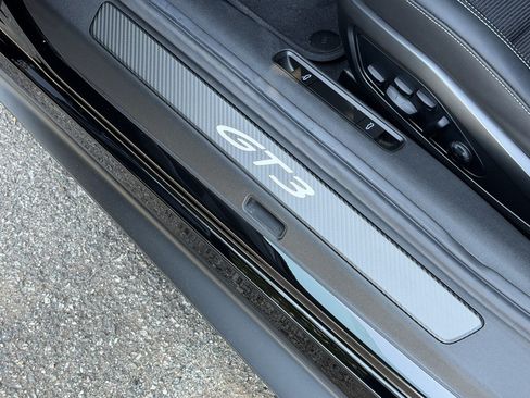 Certified 2026 Porsche 911 GT3 RWD image 23