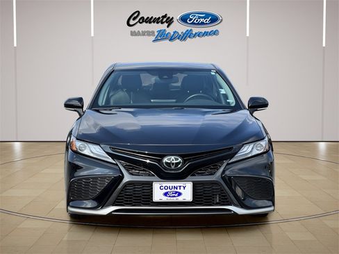 Used 2023 Toyota Camry XSE image 12