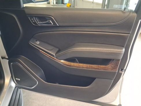 Used 2019 Chevrolet Tahoe LT image 36
