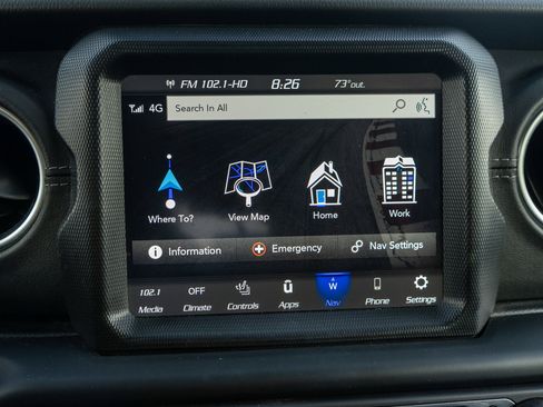 Used 2023 Jeep Wrangler Unlimited Sahara w/ Cold Weather Group AWD/4WD image 18