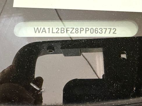 Used 2023 Audi Q4 e-tron Premium Plus w/ Premium Plus image 31