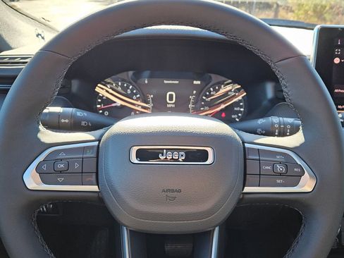 New 2026 Jeep Compass Latitude AWD/4WD image 20