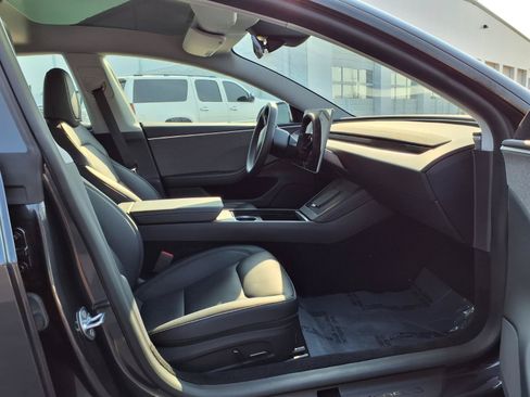Used 2025 Tesla Model 3 Long Range RWD image 23
