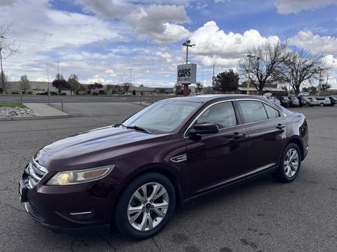 Used 2011 Ford Taurus SEL w/ 201A Rapid Spec Order Code image 4