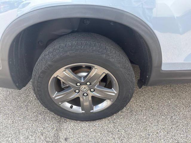 Used 2023 Honda Ridgeline RTL-E image 3