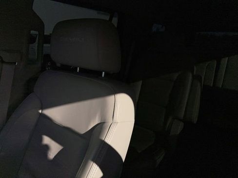 Used 2016 GMC Yukon Denali w/ Open Road Package AWD/4WD image 39