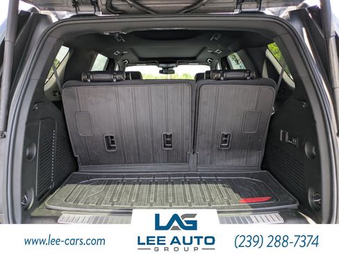 Used 2023 GMC Yukon AT4 w/ AT4 Premium Package AWD/4WD image 10