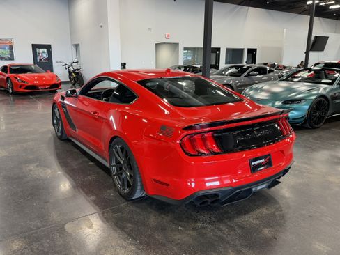 Used 2021 Ford Mustang GT Premium w/ GT Performance Package RWD image 3