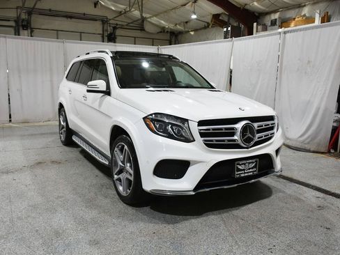 Used 2017 Mercedes-Benz GLS 550 4MATIC image 25