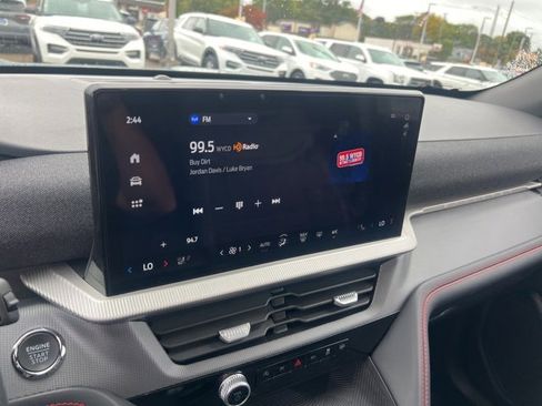 Certified 2025 Ford Explorer ST-Line image 12