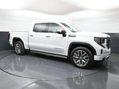 Used 2023 GMC Sierra 1500 Denali w/ Denali Reserve Package AWD/4WD image 38